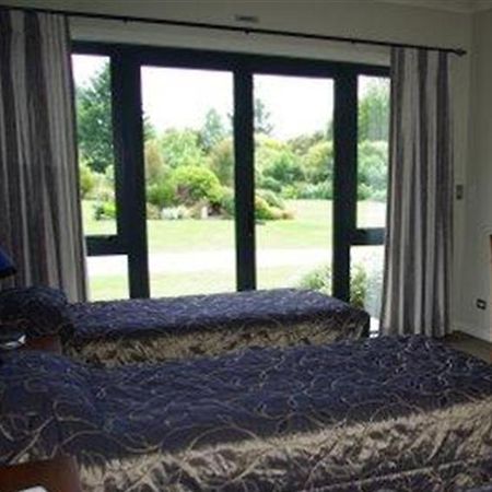 Tui Lodge Turangi Bagian luar foto