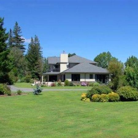 Tui Lodge Turangi Bagian luar foto